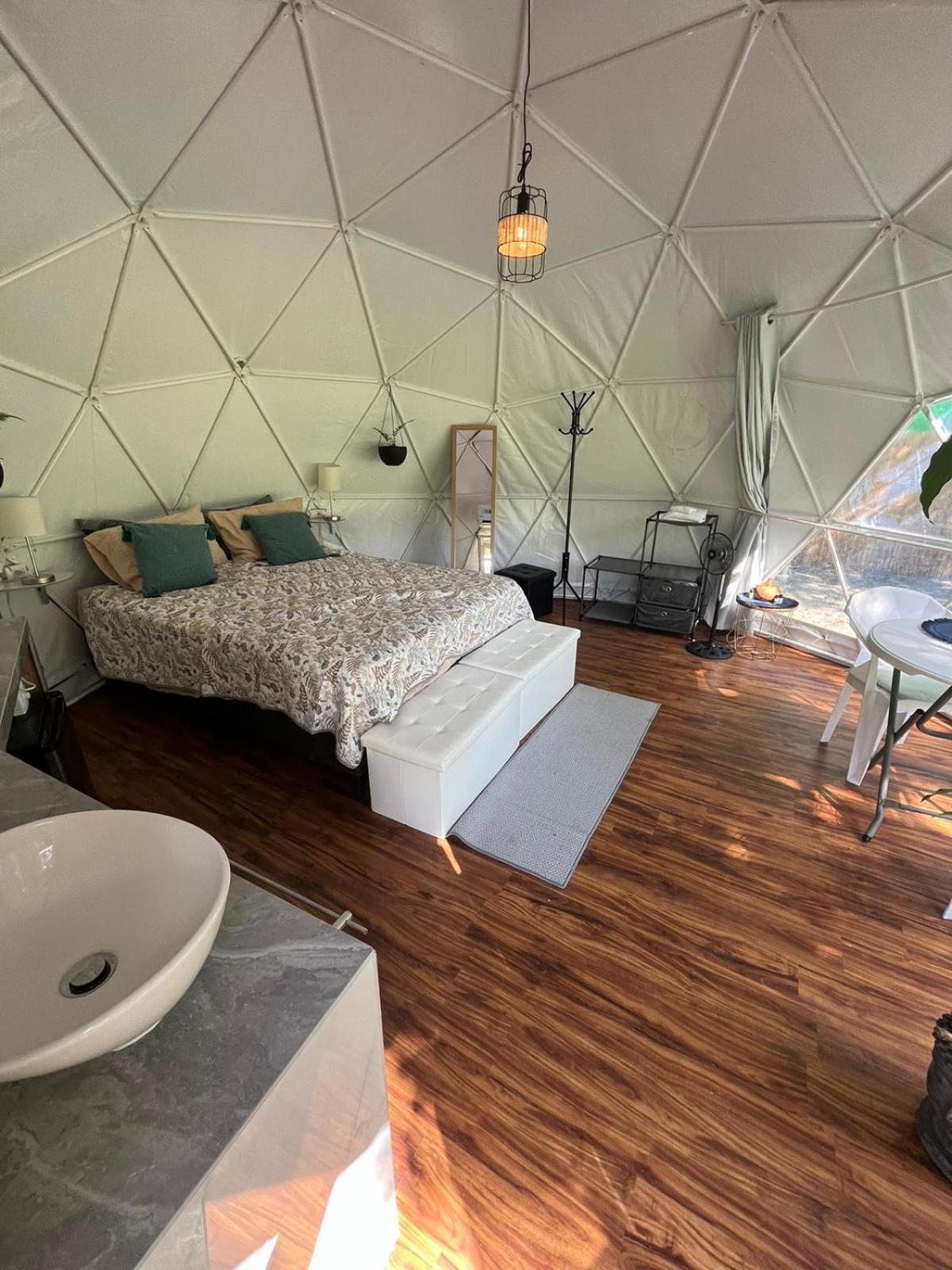 La Comarca River Glamping Dome Near Manuel Antonio Εξωτερικό φωτογραφία