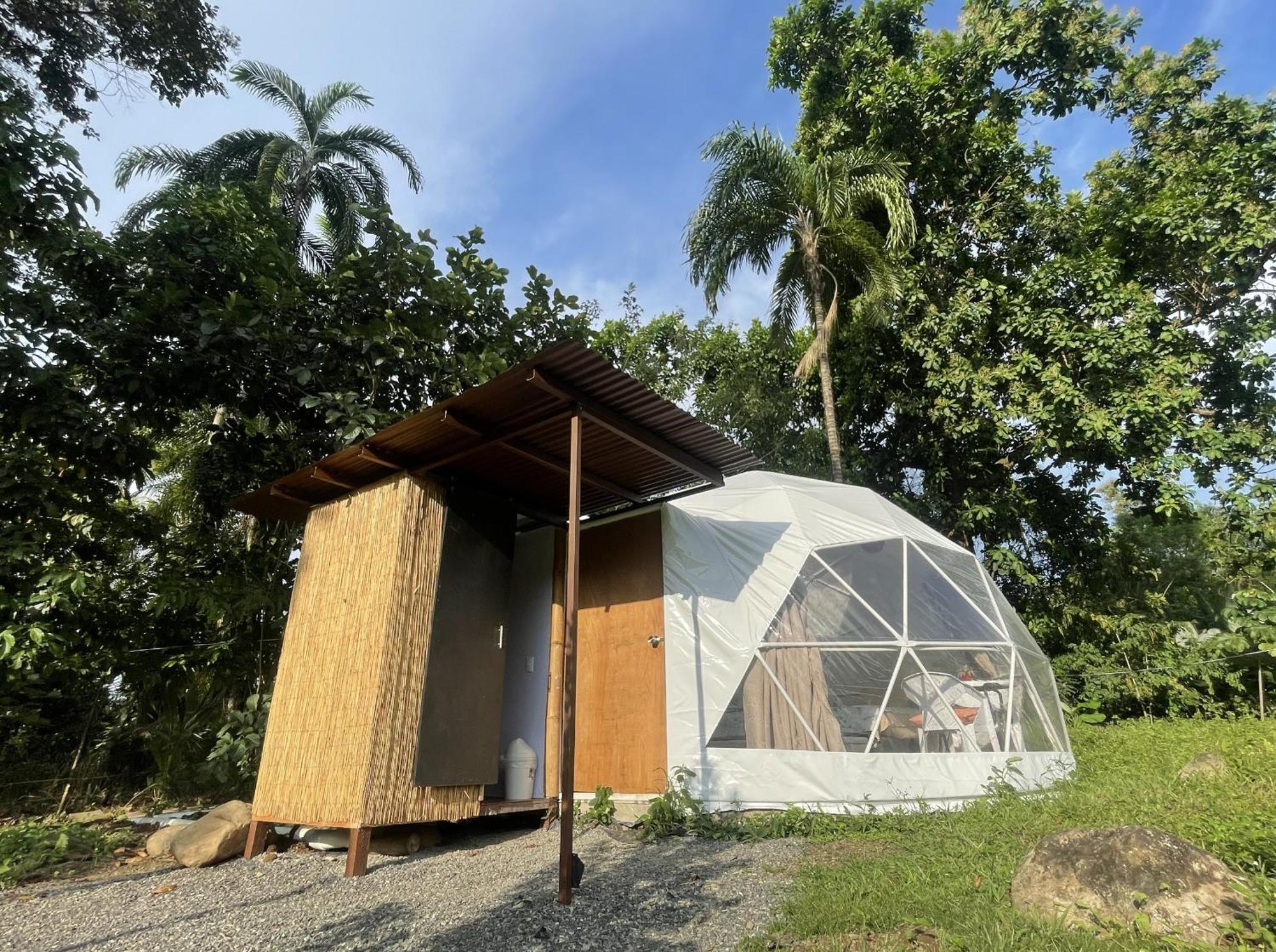 La Comarca River Glamping Dome Near Manuel Antonio Εξωτερικό φωτογραφία